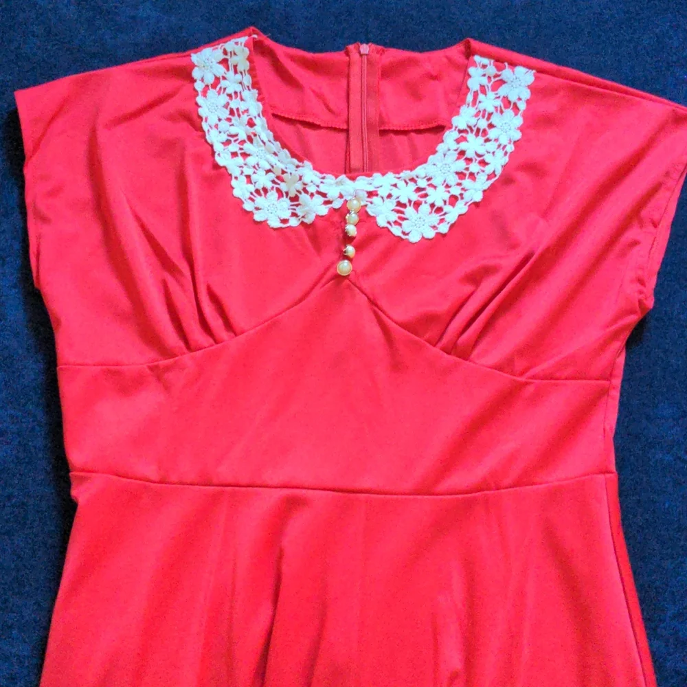 Trendsgal red dress with white lace peter pan collar, NWOT, XXL - Picture 2 of 6